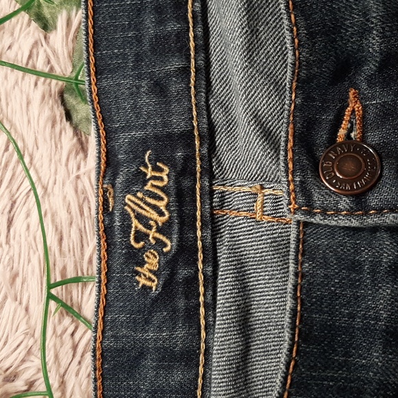 The Flirt by Old Navy Jeans Size 12 Short - Picture 3 of 6
